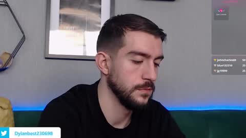 Snapshot of dylan_starxx chatting on December 31, 2024, 12:54 am Dylan online show from December 31, 2024, 12:54 am