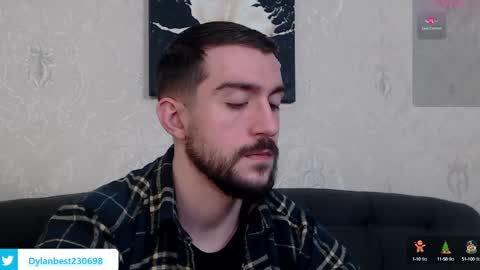 Snapshot of dylan_starxx chatting on January 2, 2025, 10:11 pm Dylan online show from January 2, 2025, 10:11 pm