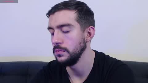 Snapshot of dylan_starxx chatting on February 21, 2025, 12:27 am Dylan online show from February 21, 2025, 12:27 am