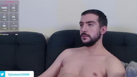 Snapshot of dylan_starxx chatting on February 25, 2025, 6:14 am Dylan online show from February 25, 2025, 6:14 am