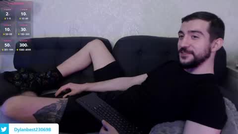 Snapshot of dylan_starxx chatting on February 28, 2025, 11:34 pm Dylan online show from February 28, 2025, 11:34 pm