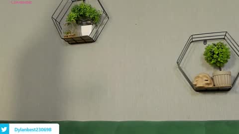 Snapshot of dylan_starxx chatting on September 15, 2025, 11:16 pm Dylan online show from September 15, 2025, 11:16 pm