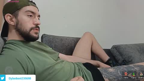 Snapshot of dylan_starxx chatting on September 25, 2025, 7:01 am Dylan online show from September 25, 2025, 7:01 am