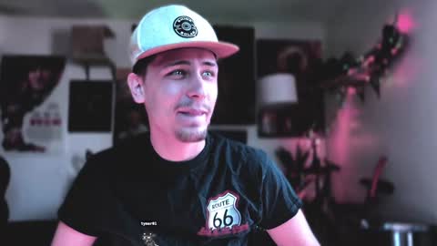 Snapshot of dylandaniel69 chatting on February 3, 2025, 7:00 pm Dylan Daniel 7.8 online show from February 3, 2025, 7:00 pm