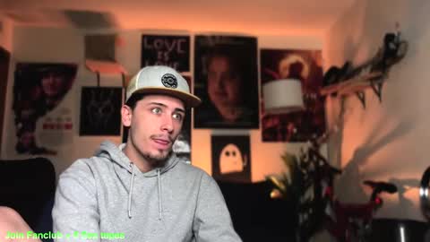 Snapshot of dylandaniel69 chatting on February 13, 2025, 10:12 am Dylan Daniel 7.8 online show from February 13, 2025, 10:12 am