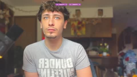 Snapshot of dylandaniel69 chatting on September 30, 2025, 5:29 pm Dylan Daniel 7.8 online show from September 30, 2025, 5:29 pm