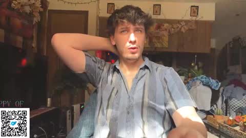 Snapshot of dylandaniel69 chatting on November 9, 2025, 5:44 pm Dylan Daniel 7.8 online show from November 9, 2025, 5:44 pm