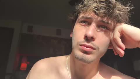 Snapshot of dylandaniel69 chatting on November 18, 2025, 5:28 pm Dylan Daniel 7.8 online show from November 18, 2025, 5:28 pm