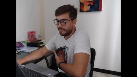 dylanhot10 online show from December 2, 2024, 7:16 pm