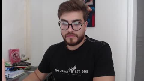 dylanhot10 online show from December 18, 2024, 7:30 pm