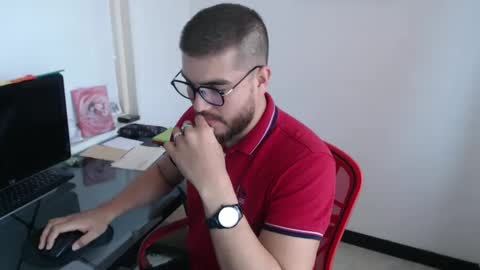 dylanhot10 online show from September 16, 2025, 8:43 pm