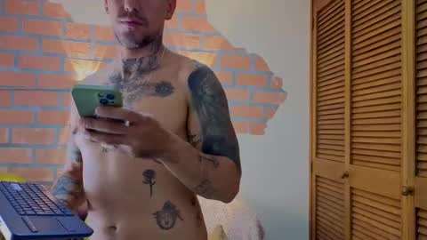 Snapshot of dylanstonne1 chatting on March 27, 2026, 2:50 am D Y L A N online show from March 27, 2026, 2:50 am