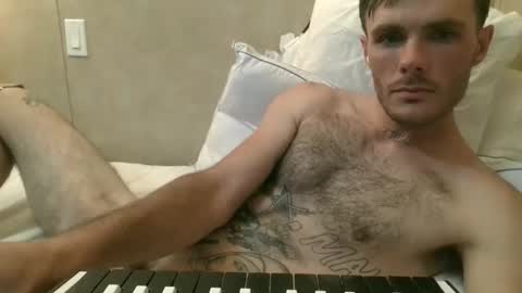 Snapshot of dylp400 chatting on January 2, 2025, 12:13 am dylp400 online show from January 2, 2025, 12:13 am