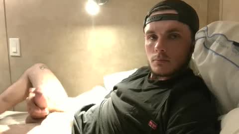 Snapshot of dylp400 chatting on January 26, 2025, 6:27 pm dylp400 online show from January 26, 2025, 6:27 pm