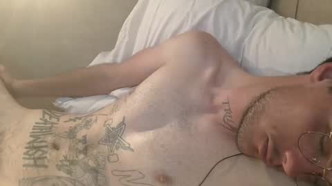 Snapshot of dylp400 chatting on February 6, 2025, 11:10 am dylp400 online show from February 6, 2025, 11:10 am