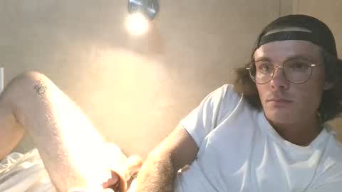 Snapshot of dylp400 chatting on September 8, 2025, 10:53 pm dylp400 online show from September 8, 2025, 10:53 pm