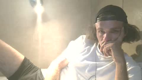 Snapshot of dylp400 chatting on September 27, 2025, 11:15 am dylp400 online show from September 27, 2025, 11:15 am