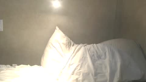 Snapshot of dylp400 chatting on October 5, 2025, 11:08 am dylp400 online show from October 5, 2025, 11:08 am