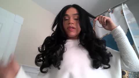 Snapshot of dynasty313 chatting on December 14, 2024, 6:41 pm Dynasty online show from December 14, 2024, 6:41 pm