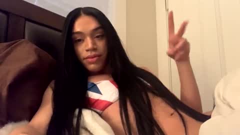 Snapshot of dynasty313 chatting on January 13, 2025, 9:42 pm Dynasty online show from January 13, 2025, 9:42 pm