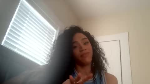 Snapshot of dynasty313 chatting on January 21, 2025, 2:37 pm Dynasty online show from January 21, 2025, 2:37 pm