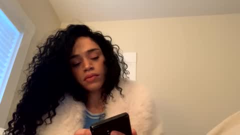 Snapshot of dynasty313 chatting on January 21, 2025, 9:04 pm Dynasty online show from January 21, 2025, 9:04 pm