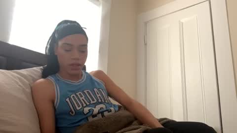 Snapshot of dynasty313 chatting on February 27, 2025, 6:42 pm Dynasty online show from February 27, 2025, 6:42 pm