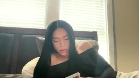 Dynasty online show from November 3, 2025, 6:09 pm