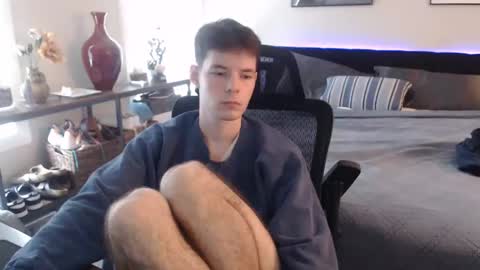 Snapshot of ealexk chatting on November 7, 2025, 6:41 pm Alex online show from November 7, 2025, 6:41 pm