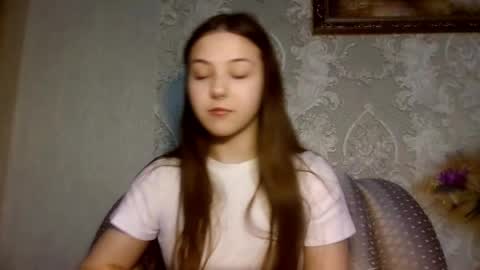 Yuni online show from March 22, 2026, 1:58 pm