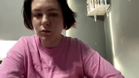 Snapshot of earthascritchfield chatting on April 12, 2026, 1:49 pm Rina online show from April 12, 2026, 1:49 pm