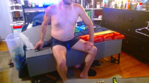 eastbayboy57 online show from June 12, 2026, 5:17 am