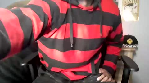 TWITTER   INSTAGRAM    easybreezy20   ONLINE 1230 AM TO 7AM online show from November 3, 2025, 5:52 am