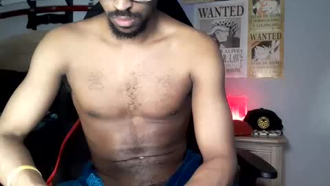 Snapshot of easybreezy20 chatting on April 14, 2026, 6:41 am TWITTER INSTAGRAM easybreezy20 ONLINE 1230 AM TO 7AM online show from April 14, 2026, 6:41 am