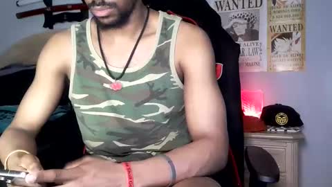 Snapshot of easybreezy20 chatting on April 17, 2026, 5:32 am TWITTER INSTAGRAM easybreezy20 ONLINE 1230 AM TO 7AM online show from April 17, 2026, 5:32 am