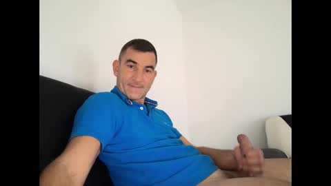 Snapshot of easystyle1 chatting on October 30, 2025, 2:40 pm Andrew online show from October 30, 2025, 2:40 pm