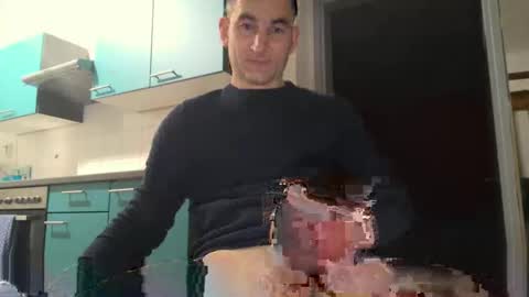 Snapshot of easystyle1 chatting on November 21, 2025, 11:14 pm Andrew online show from November 21, 2025, 11:14 pm