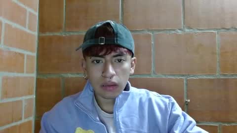 Snapshot of eather_luxury chatting on November 8, 2025, 10:19 pm eather_luxury online show from November 8, 2025, 10:19 pm