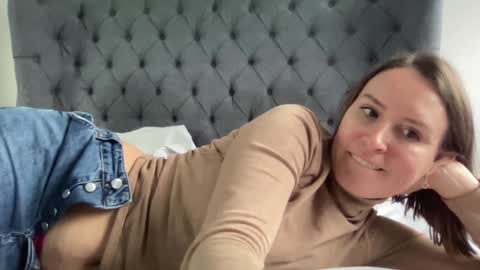 Snapshot of eatmypie69 chatting on December 4, 2024, 11:19 am Nadia Ferreira online show from December 4, 2024, 11:19 am