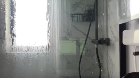 Snapshot of eatmypie69 chatting on December 30, 2024, 12:31 pm Nadia Ferreira online show from December 30, 2024, 12:31 pm