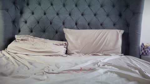 Snapshot of eatmypie69 chatting on January 31, 2025, 12:51 pm Nadia Ferreira online show from January 31, 2025, 12:51 pm