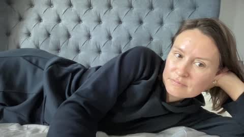 Snapshot of eatmypie69 chatting on September 30, 2025, 9:25 am Nadia Ferreira online show from September 30, 2025, 9:25 am