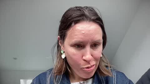 Snapshot of eatmypie69 chatting on November 3, 2025, 9:43 am Nadia Ferreira online show from November 3, 2025, 9:43 am