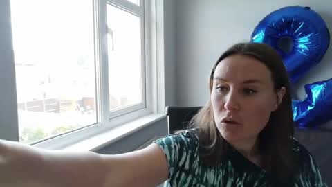Nadia Ferreira  online show from May 12, 2026, 10:45 am