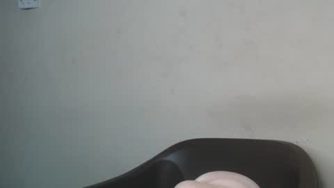 eatuupx online show from January 18, 2025, 7:28 am