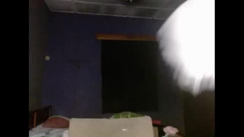 eatuupx online show from February 9, 2025, 7:09 pm