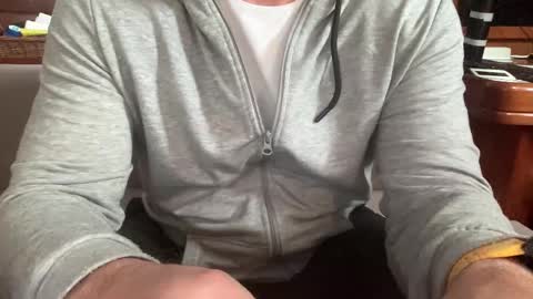 ebnk15 online show from November 16, 2025, 7:58 am