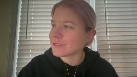 Snapshot of ebony8ivory chatting on February 3, 2026, 1:05 pm americnbarbie online show from February 3, 2026, 1:05 pm