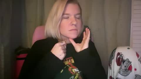 Snapshot of ebony8ivory chatting on February 12, 2026, 1:44 am americnbarbie online show from February 12, 2026, 1:44 am
