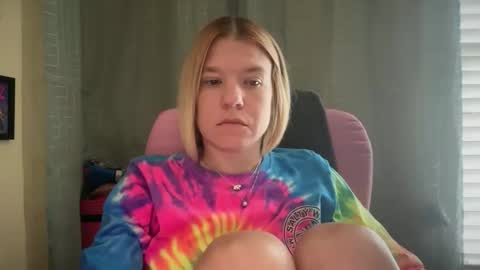 Snapshot of ebony8ivory chatting on April 5, 2026, 2:36 pm americnbarbie online show from April 5, 2026, 2:36 pm